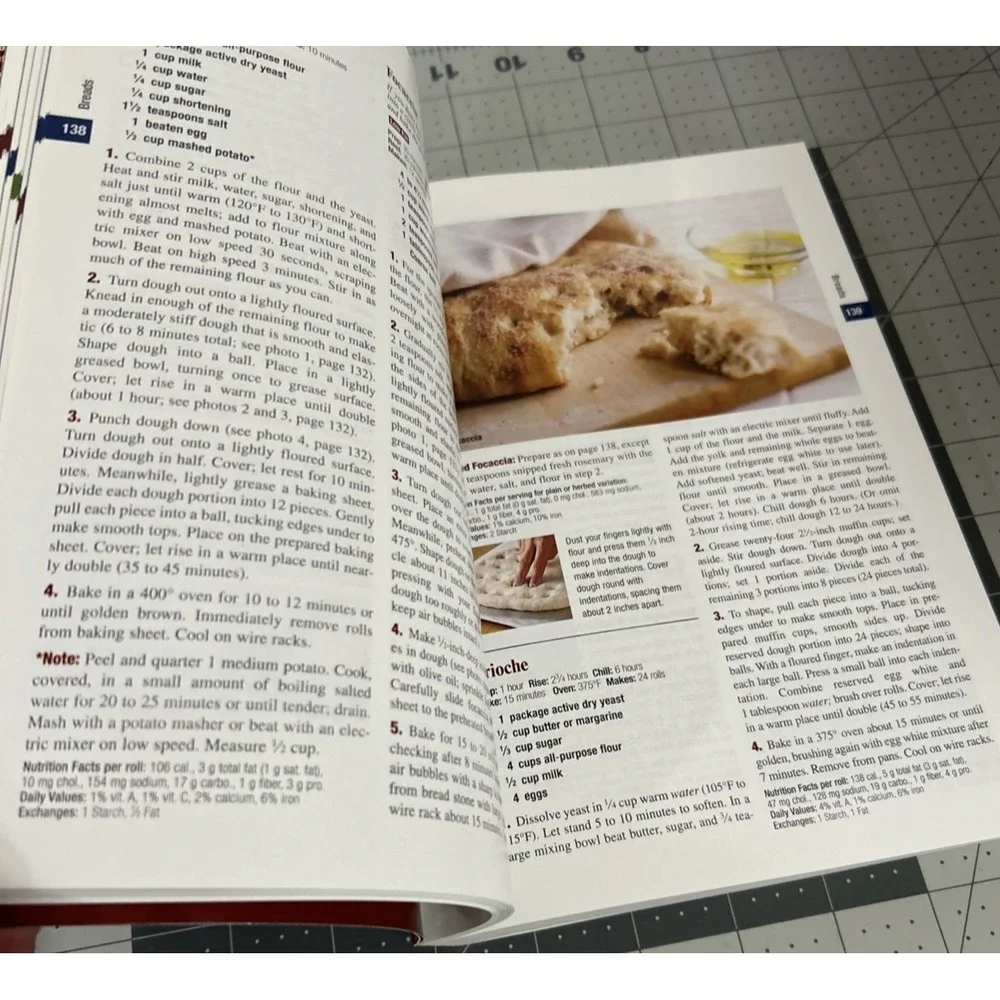 Better‎ Homes and Gardens New Cook Book PB 2002 12th Edition Recipes Baking Cook